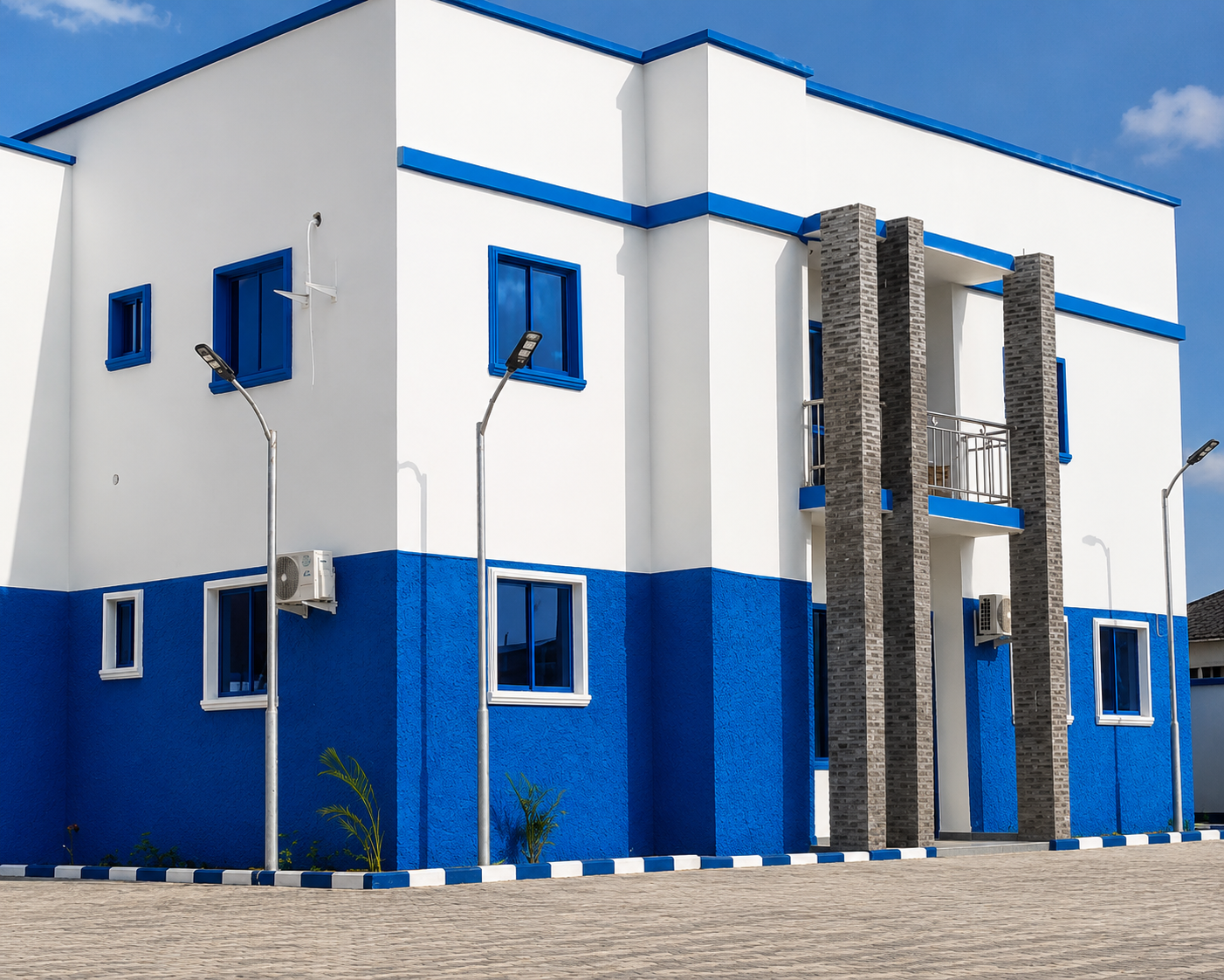 White and blue exterior finished with Goldprime emulsion